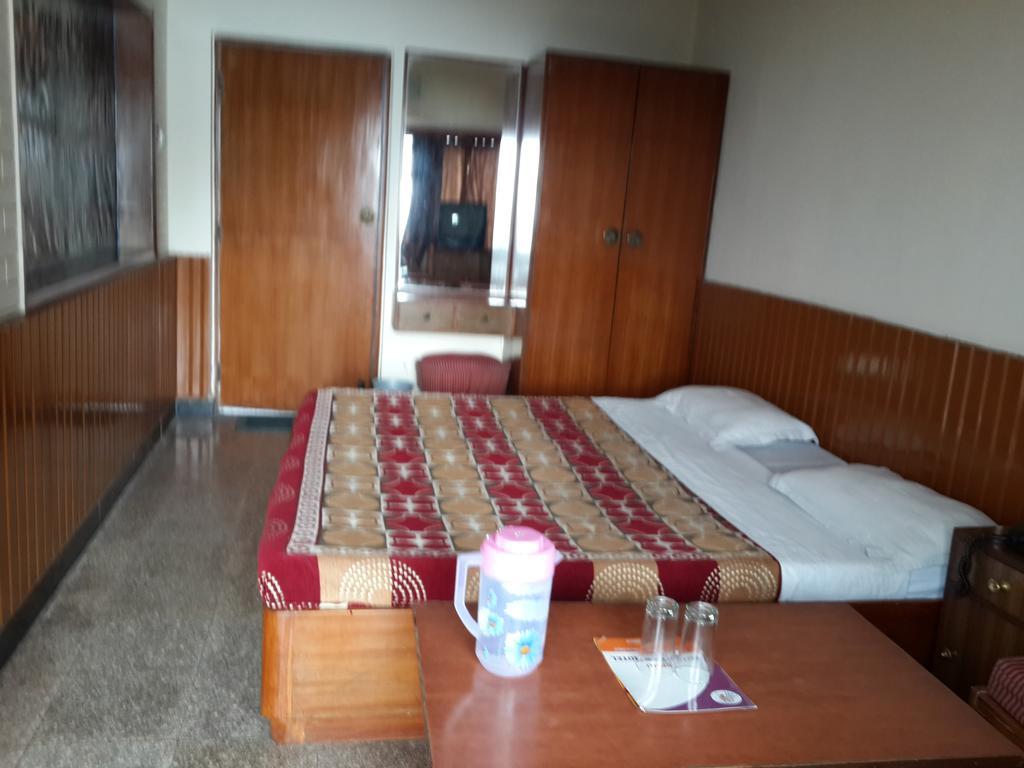 Valley View Hotel Mussoorie Esterno foto