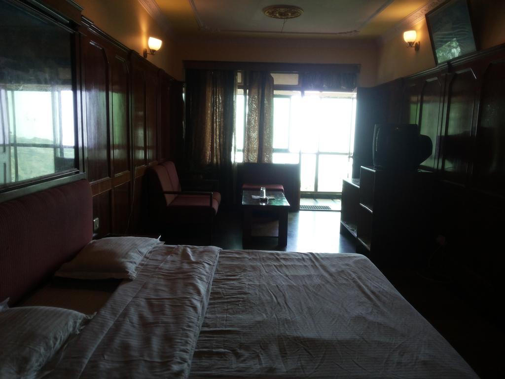 Valley View Hotel Mussoorie Camera foto